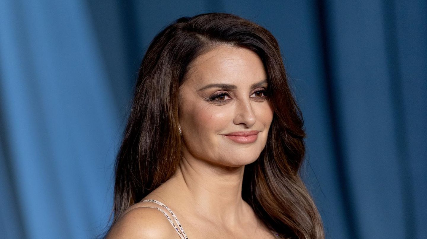 Concealer-fixieren-Mit-der-Wasser-Wind-Methode-bleibt-dein-Concealer-an-Ort-und-Stelle