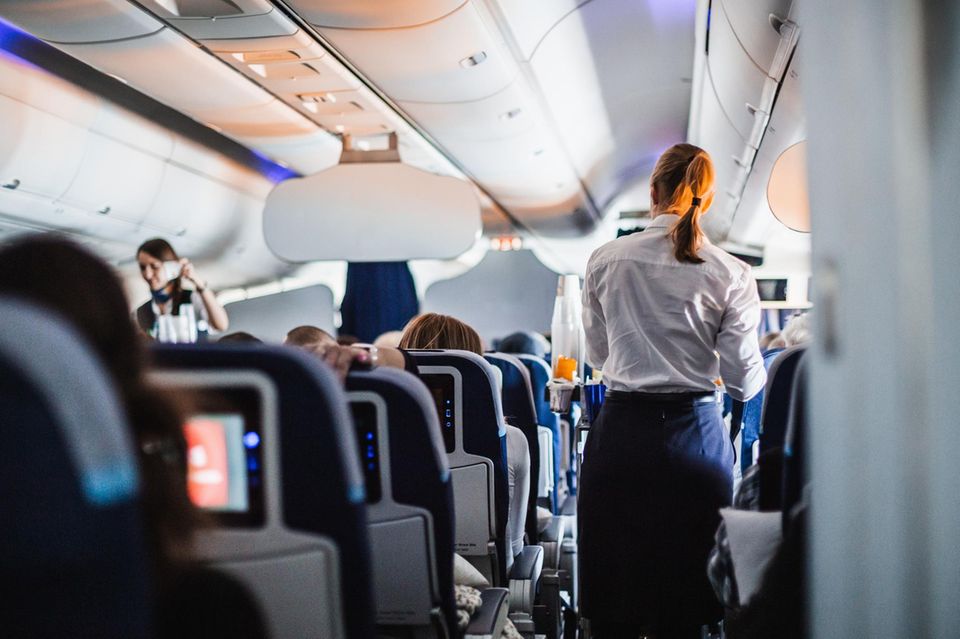 Codewrter im Flugzeug: Was "Baby Jesus" und "Hugo" bedeuten | BRIGITTE.de