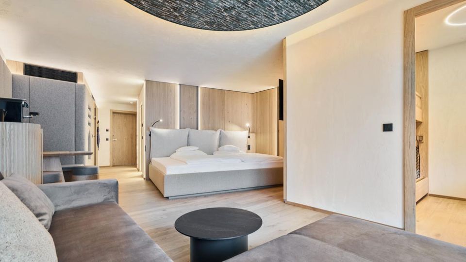 Gewinnspiel: Hotel Alpenrose: Familienzeit zwischen Bergabenteuern und Wellness