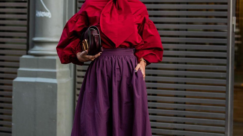 Streetstyle einer Besucherin der Pariser Fashion Week