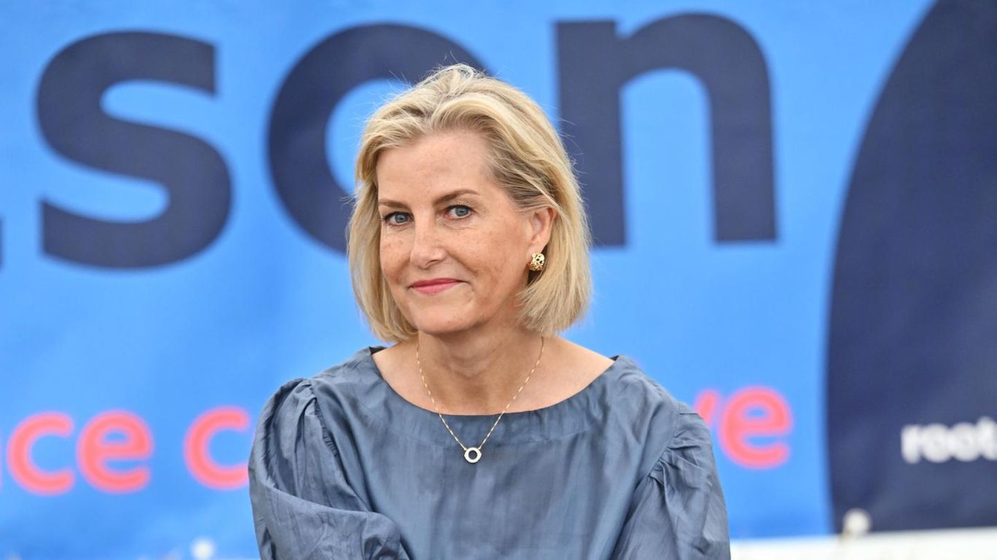 Royale-Frisuren-Mit-diesem-Schnitt-liefert-sie-uns-die-sch-nste-Frisur-des-Sommers