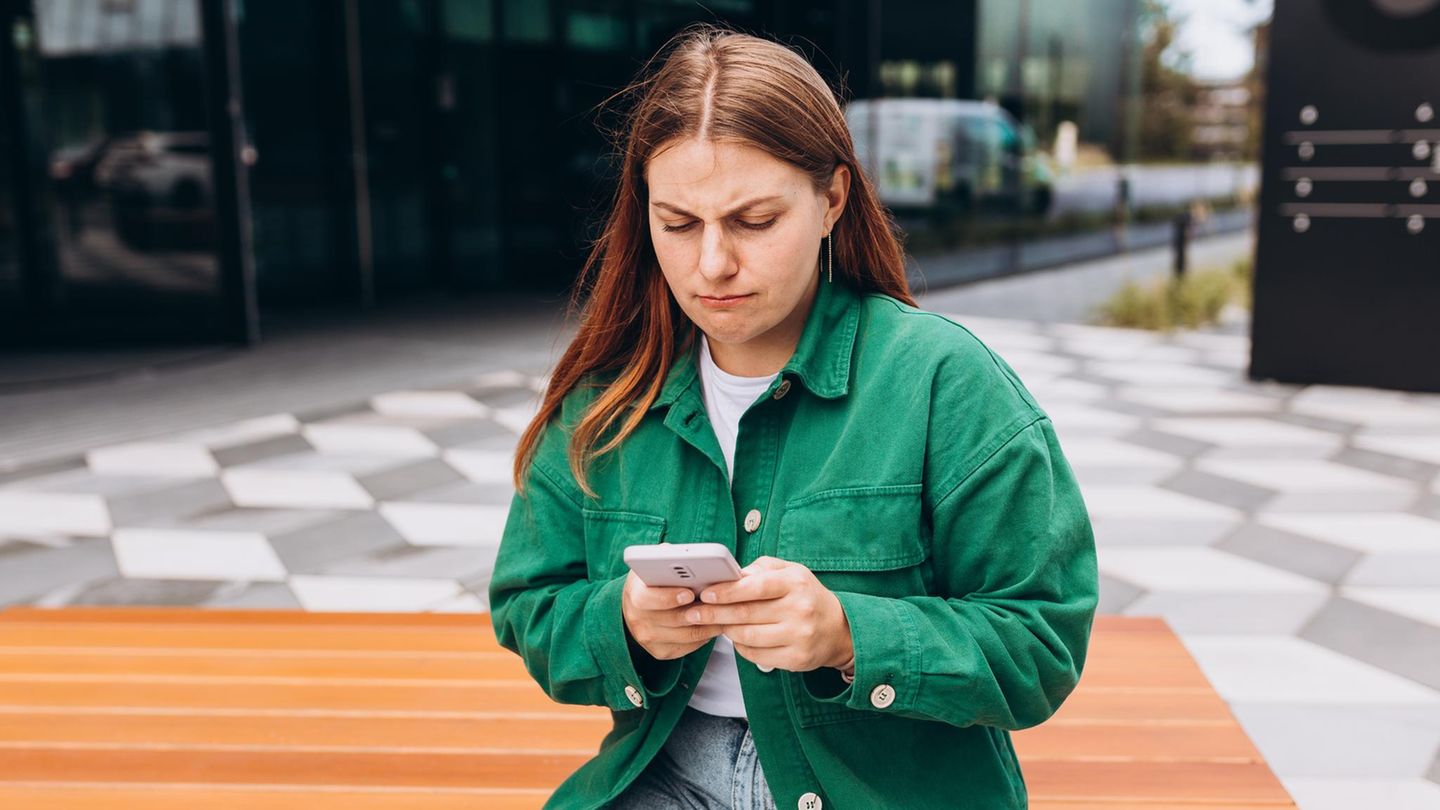 Handy-Buckel-3-bungen-die-jeder-Smartphone-Nutzer-unbedingt-kennen-sollte