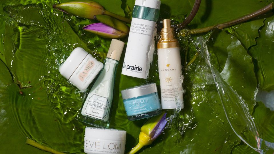Hitze im Schlafzimmer?: So passt du deine Beauty-Routine an heiße Temperaturen an