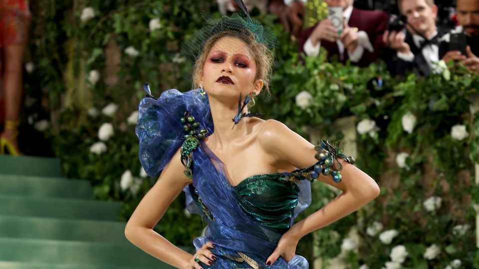 Zendaya bei der Met Gala 2024 in einer Vintage-Couture-Robe von Maison Margiela by John Galliano.