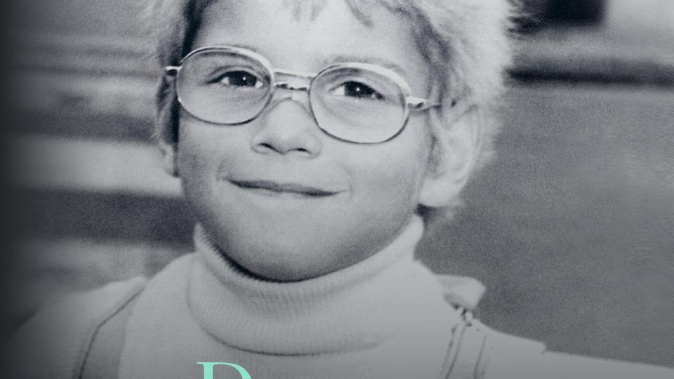 Buchcover "Den Drachen jagen" zeigt verstorbenen Bruder als Kind